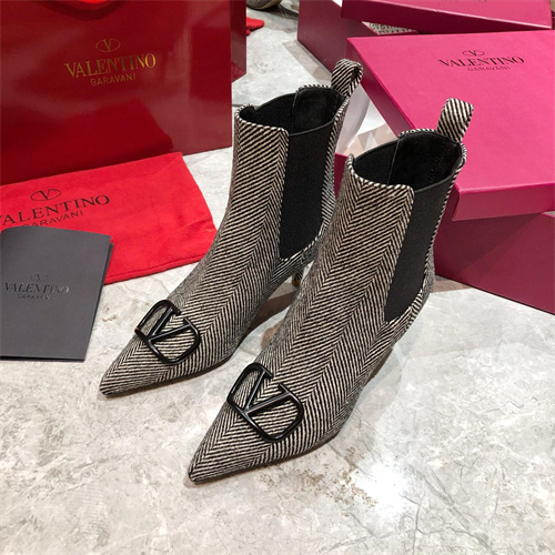 Valentino Boots(AAA)-012