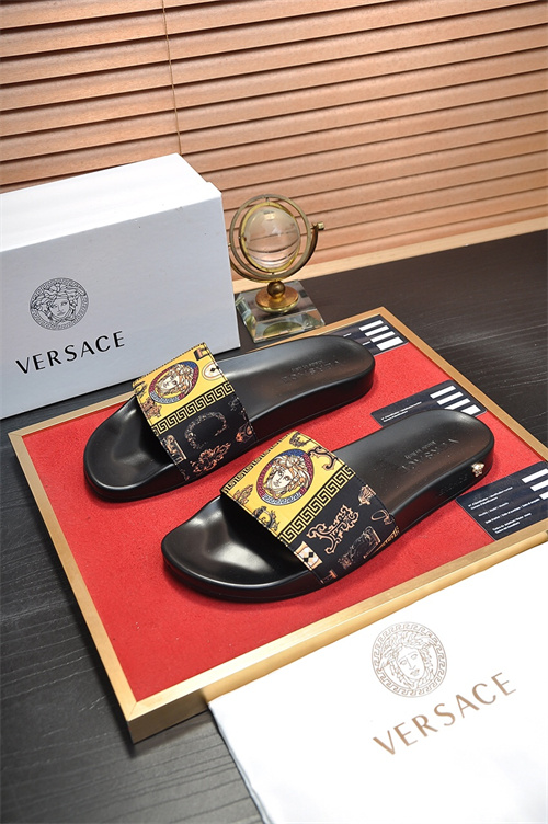 Versace Sandal-M-191