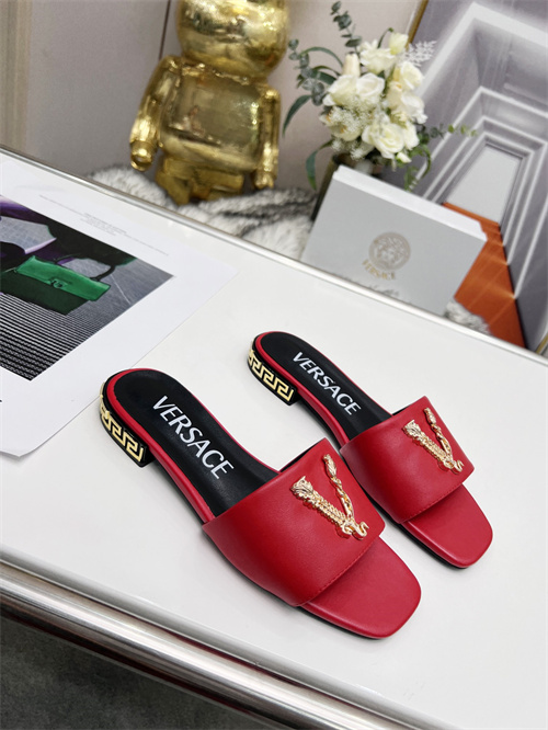 Versace Sandal-W-135