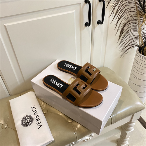 Versace Sandal-W-152