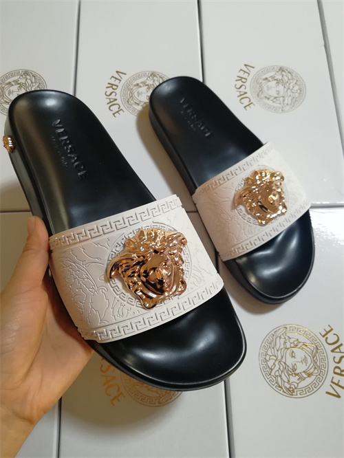 Versace Sandal-W-024