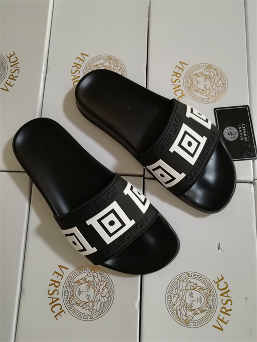 Versace Sandal-W-049