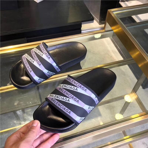 BALENCIAGA Sandal-M-008