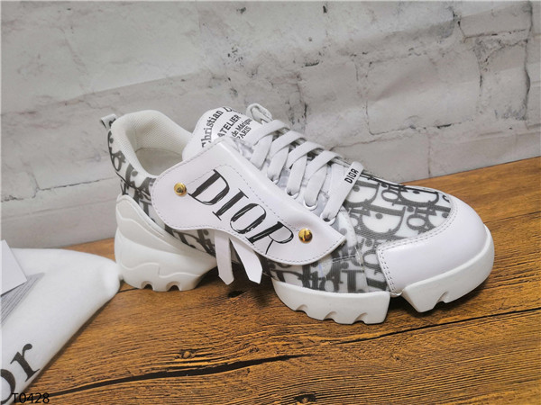 Dior Shoes-W-097