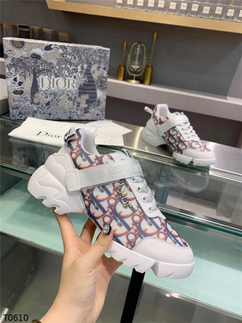 Dior Shoes-M-129