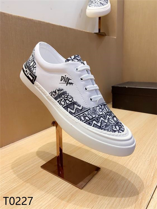 Dior Shoes-M-539