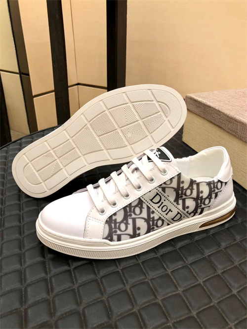 Dior Shoes-M-852