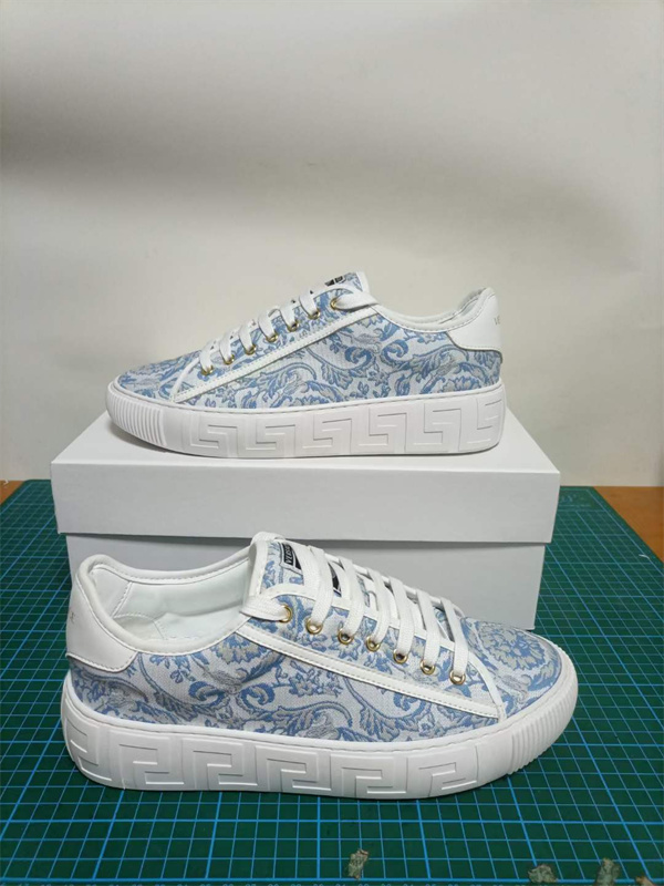 Versace(AAA)Shoes-W-0012